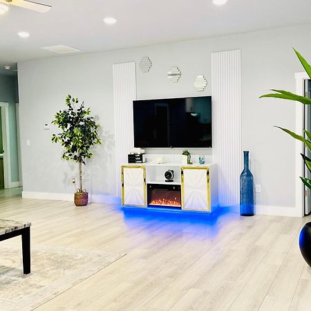 فيلا Brand New Tampa Oasis With Private Jacuzzi Retreat لوتز المظهر الخارجي الصورة